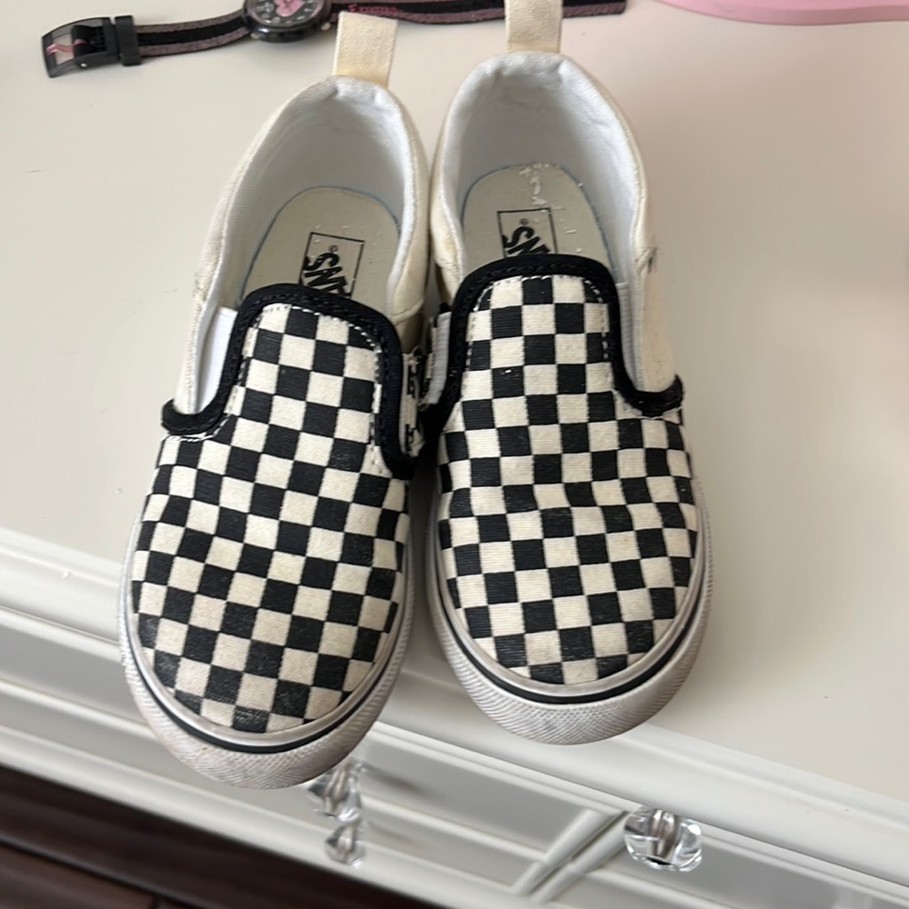 Girls vans sneakers